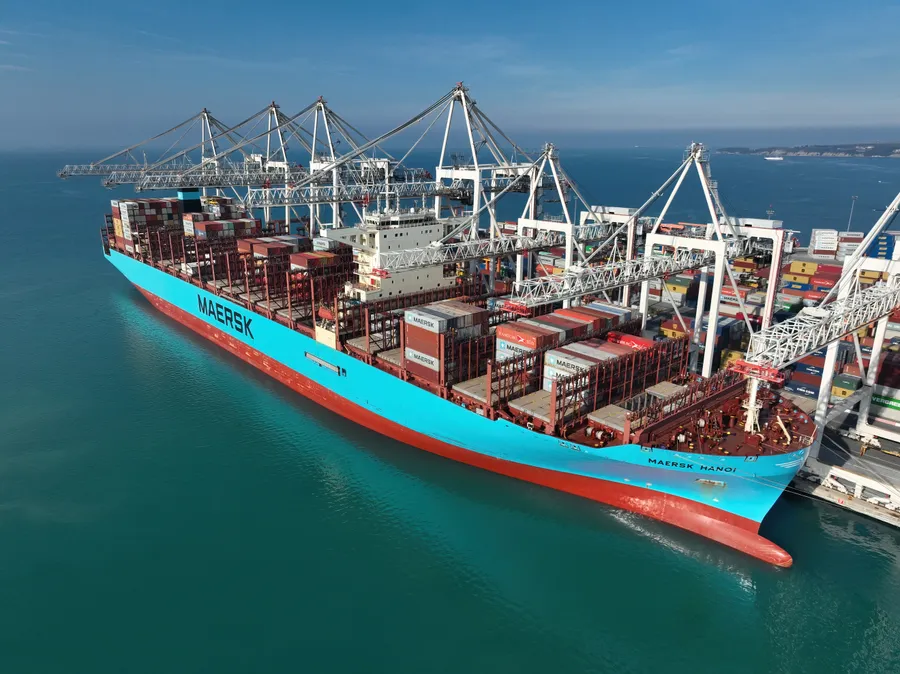 MAERSK HANOI Container Ship (Port Koper SIKOP, 2023)